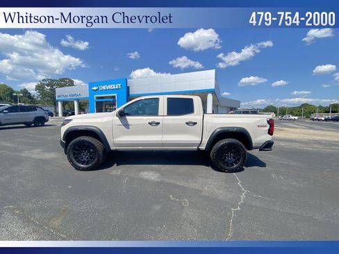 New 2026 Chevrolet Colorado Trail Boss AWD/4WD image 2