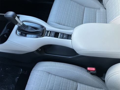 New 2026 Honda HR-V LX image 21