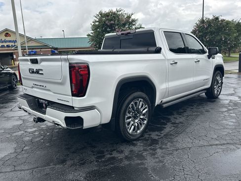 Used 2024 GMC Sierra 1500 Denali Ultimate AWD/4WD image 8