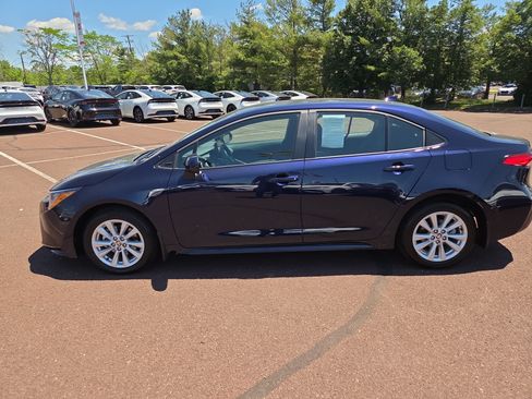 Certified 2025 Toyota Corolla LE w/ LE Premium Package FWD image 6