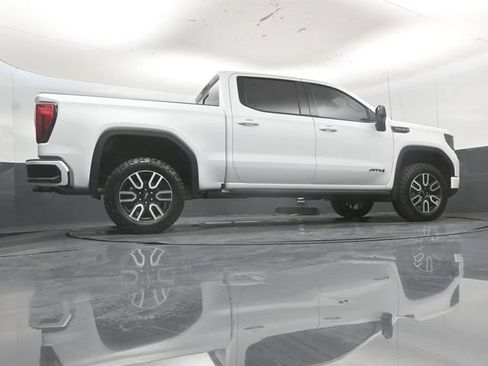 Used 2025 GMC Sierra 1500 AT4 w/ AT4 Premium Package AWD/4WD image 52