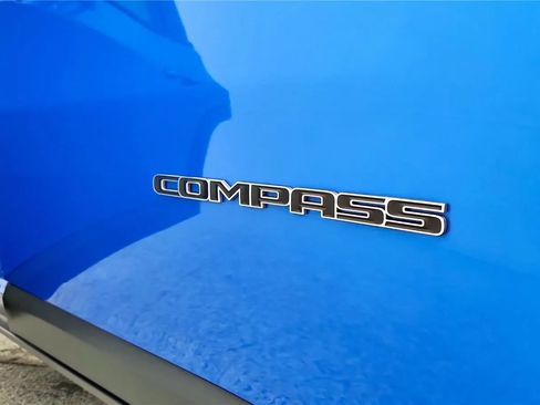 Used 2024 Jeep Compass Limited AWD/4WD image 17