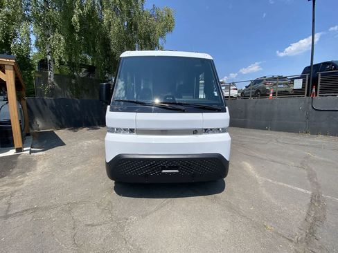 Used 2024 Chevrolet Brightdrop 600 w/ Commercial Equipment Package AWD/4WD image 9