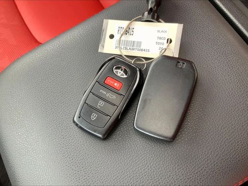 Used 2024 Toyota Tacoma TRD Pro image 14