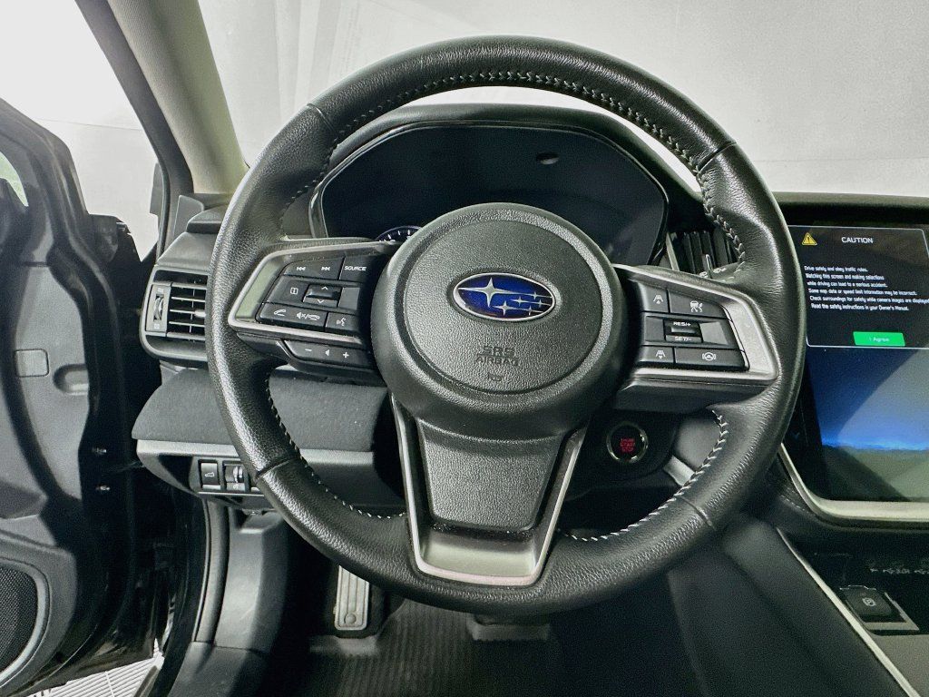 Used 2024 Subaru Outback Premium AWD/4WD image 16