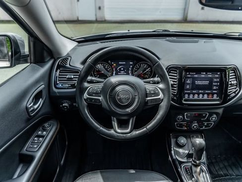 Used 2019 Jeep Compass Limited AWD/4WD image 26