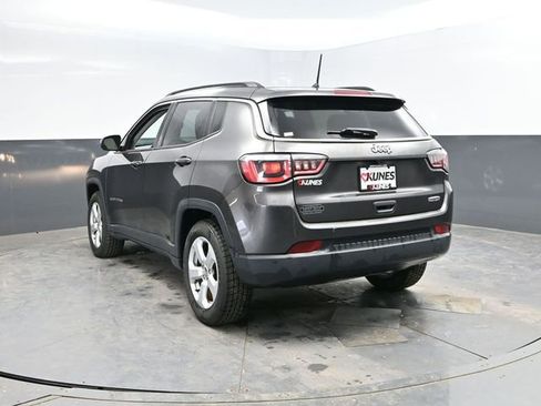 Used 2018 Jeep Compass Latitude image 8