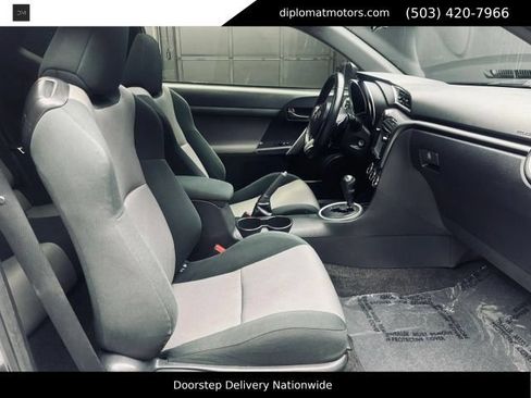 Used 2015 Scion tC FWD image 19