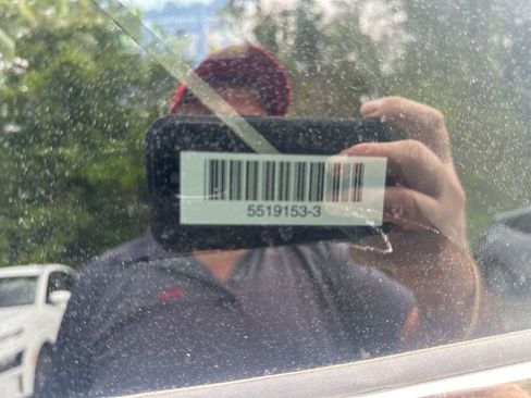 Used 2024 Ford Expedition Max XLT image 10