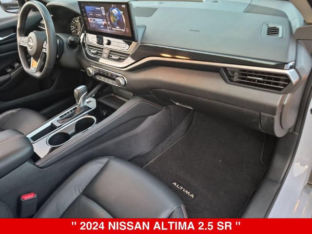 Certified 2024 Nissan Altima 2.5 SR w/ SR Premium Package FWD image 40
