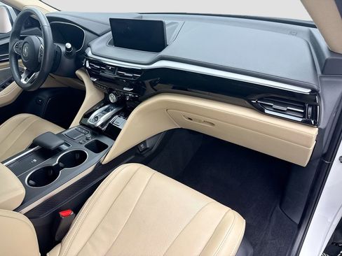 Used 2024 Acura MDX SH-AWD w/ Technology Package image 16