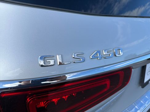 Used 2020 Mercedes-Benz GLS 450 4MATIC image 24