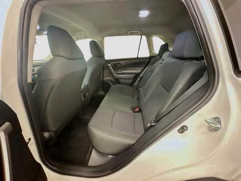 Used 2024 Toyota RAV4 LE image 28