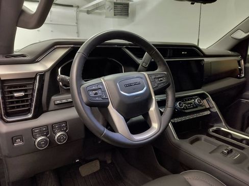 Used 2024 GMC Sierra 2500 Denali w/ Denali Reserve Package AWD/4WD image 4
