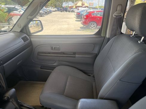 Used 2003 Nissan Xterra XE w/ Power Pkg AWD/4WD image 9