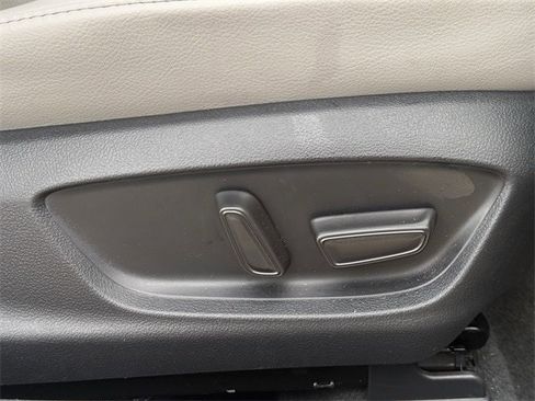 Used 2024 Toyota Camry XSE image 31