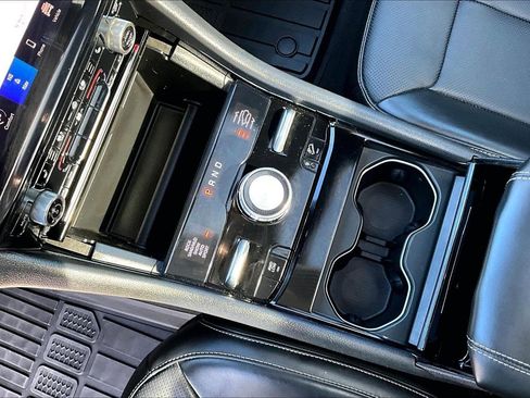 Used 2023 Jeep Grand Cherokee L Overland image 20