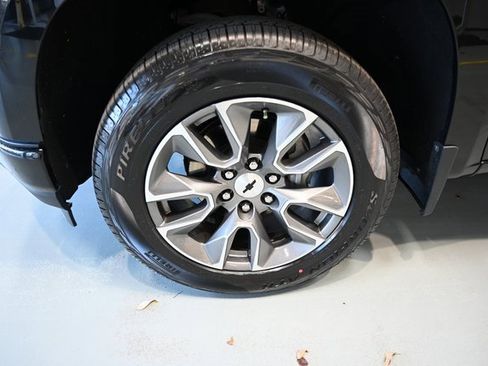Used 2021 Chevrolet Silverado 1500 RST image 24