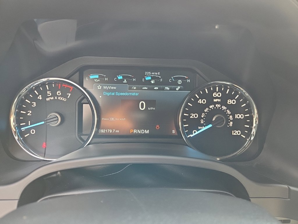 Used 2018 Ford F150 Lariat w/ Equipment Group 502A Luxury AWD/4WD image 17
