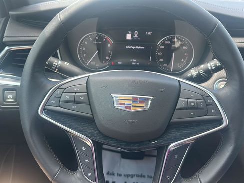 Used 2024 Cadillac XT5 Premium Luxury image 13