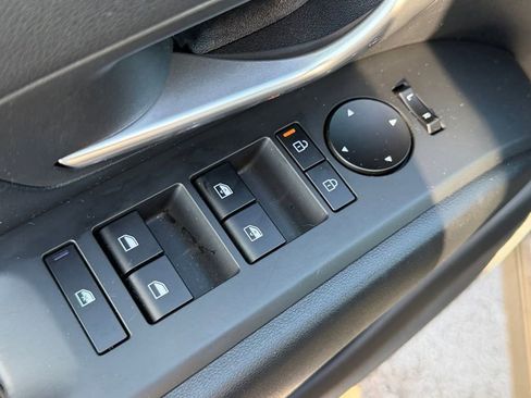 Used 2025 Hyundai Tucson SEL image 19