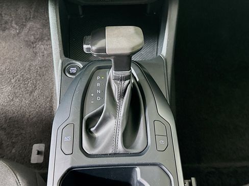 Used 2025 Kia K4 LXS image 23