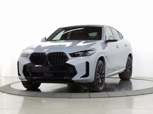Used 2024 BMW X6 xDrive40i w/ Executive Package image 3