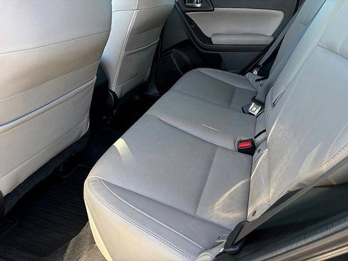 Used 2018 Subaru Forester 2.5i Limited image 8