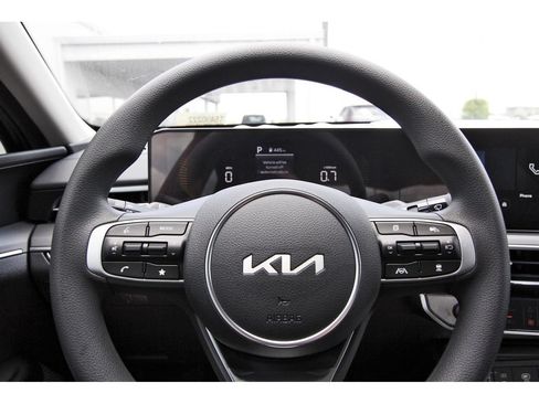 New 2026 Kia K5 LXS FWD image 12
