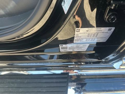 New 2026 Chevrolet Silverado 1500 High Country w/ LPO, Dark Essentials Package AWD/4WD image 35