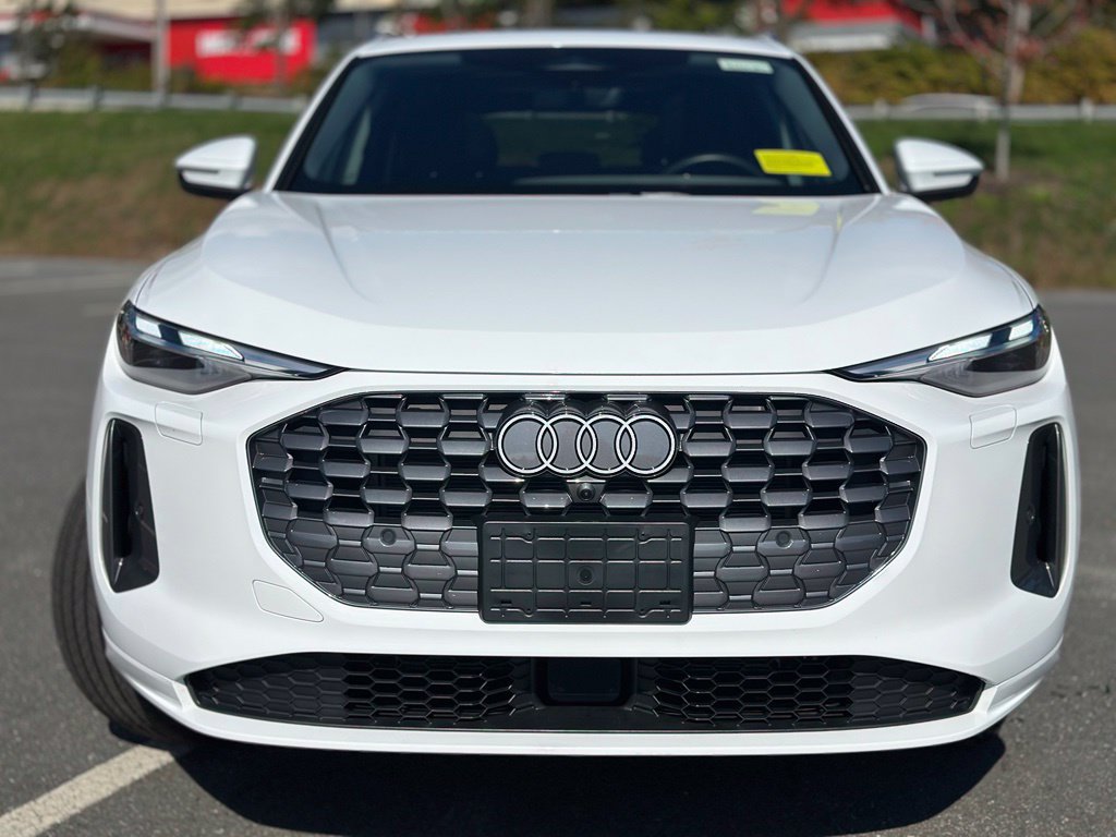 Used 2025 Audi Q5 Premium w/ Convenience Package AWD/4WD image 10