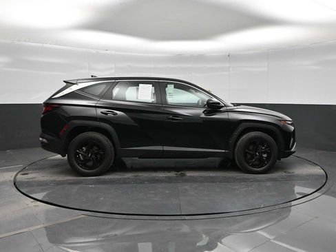 Used 2023 Hyundai Tucson SE AWD/4WD image 9