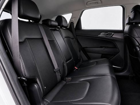 Used 2023 Kia Sportage EX AWD/4WD image 23