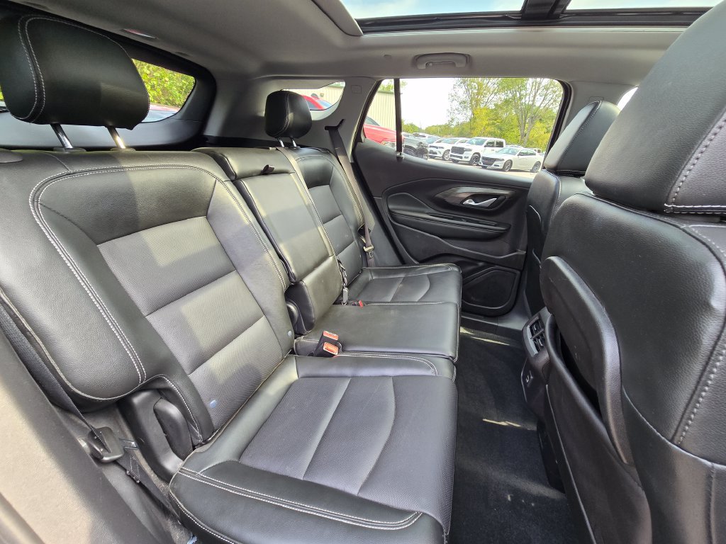 Used 2024 GMC Terrain SLT w/ Elevation Edition AWD/4WD image 24