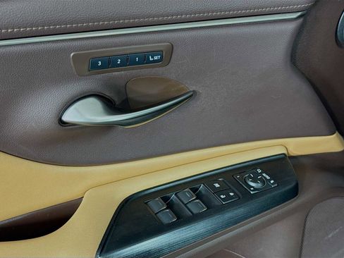Used 2021 Lexus ES 350 w/ Premium Package FWD image 20