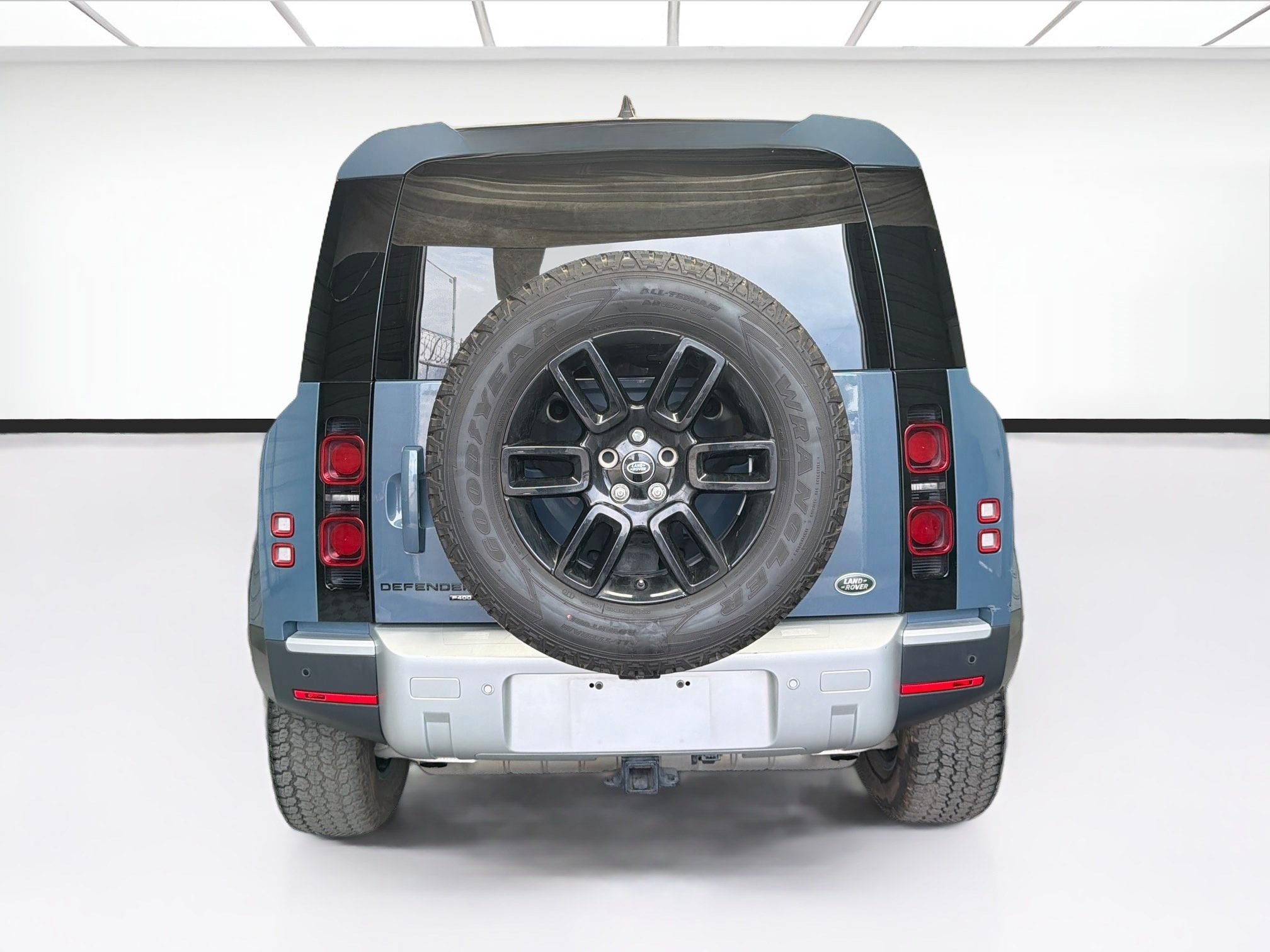 Used 2022 Land Rover Defender 110 SE AWD/4WD image 5