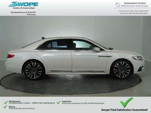 Used 2018 Lincoln Continental Reserve AWD/4WD image 3