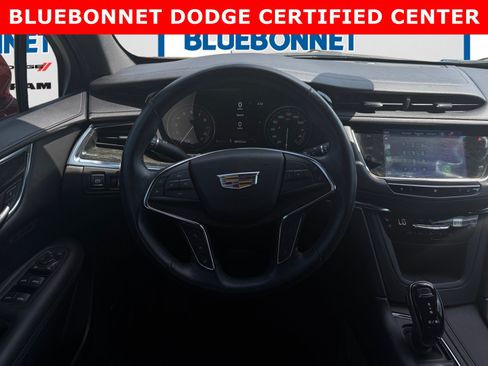 Used 2021 Cadillac XT5 Premium Luxury FWD image 13