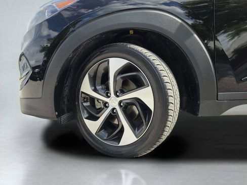 Used 2018 Hyundai Tucson Value FWD image 40