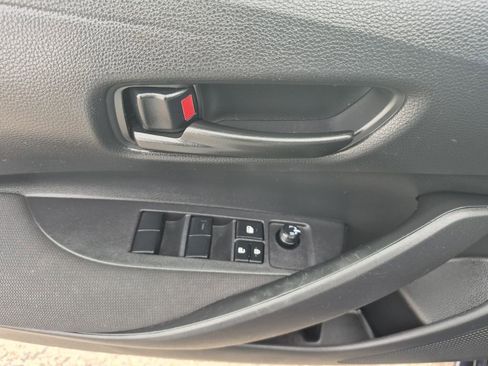Used 2024 Toyota Corolla LE FWD image 7