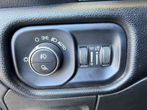 Used 2022 RAM 1500 Laramie w/ Laramie Southwest Edition image 15