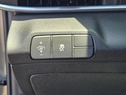 New 2026 Hyundai Elantra Limited FWD image 22