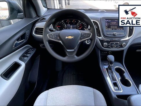 Used 2024 Chevrolet Equinox LS w/ LS Convenience Package AWD/4WD image 5