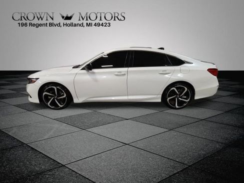 Used 2022 Honda Accord Sport image 6