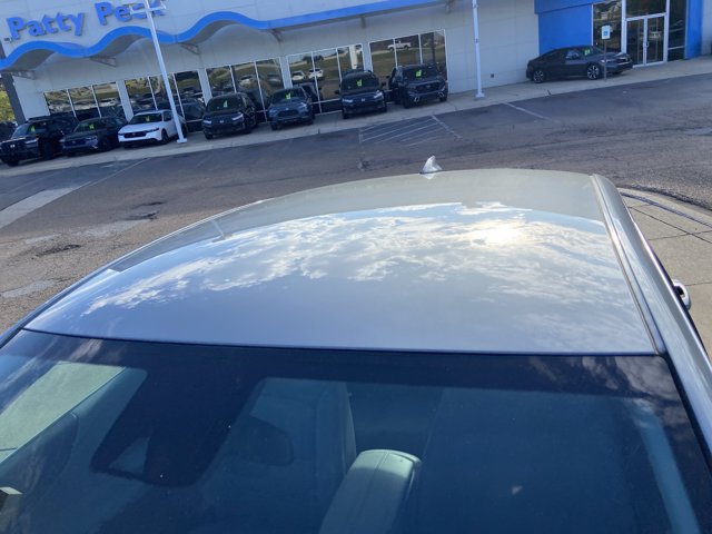 Used 2024 Chevrolet Malibu LT FWD image 28