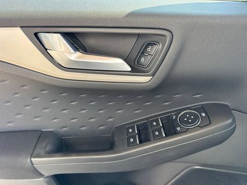 Used 2020 Ford Escape SE AWD/4WD image 23