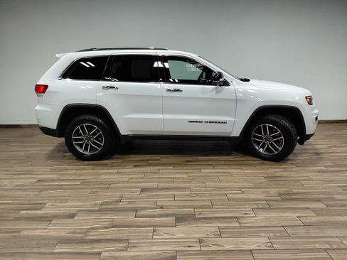 Certified 2021 Jeep Grand Cherokee Limited w/ Premium Lighting Group image 31