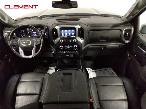 Used 2022 GMC Sierra 2500 SLT w/ SLT Convenience Package image 31