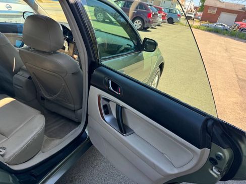Used 2005 Subaru Outback 2.5i Limited AWD/4WD image 15