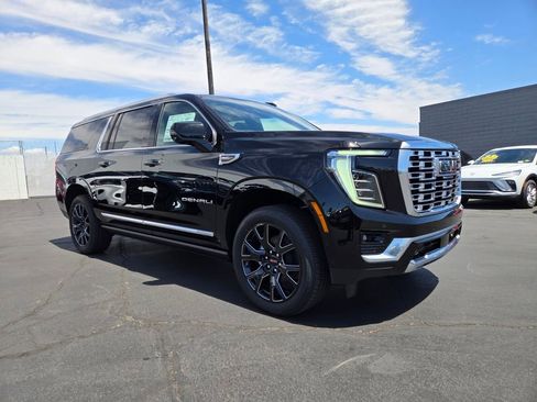 New 2026 GMC Yukon XL Denali w/ Sun & Power Step Package AWD/4WD image 1